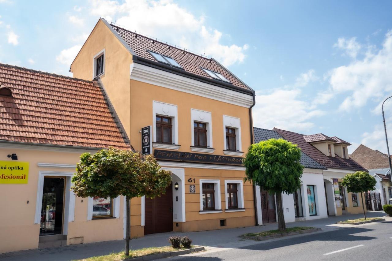 Penzion Pod Klastorom Pezinok Exteriér fotografie