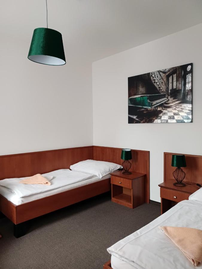 Penzion Pod Klastorom Pezinok Exteriér fotografie